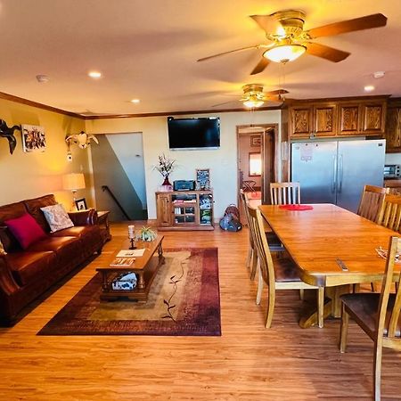 Resort Lodging At Venice Marina W/ Wifi + Private Dock المظهر الخارجي الصورة